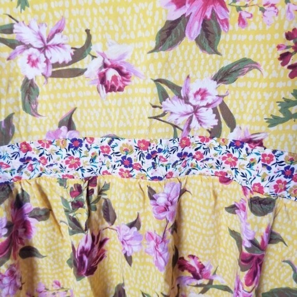 Suzanne Betro Yellow Floral Print Boho Top Size‎ Medium - Picture 6 of 10